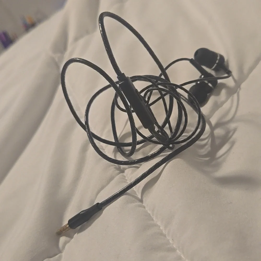 Ear pods